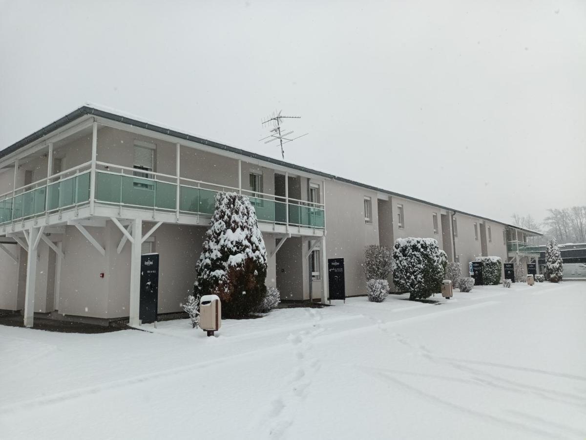 Fasthotel Annecy Bagian luar foto